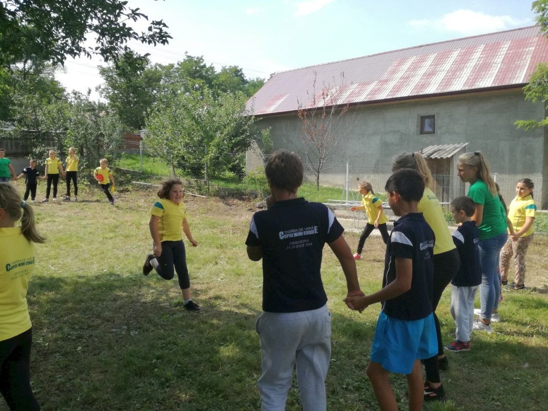 Tabăra de vară „Copiii - inimi curate”, la Dragalina 13420