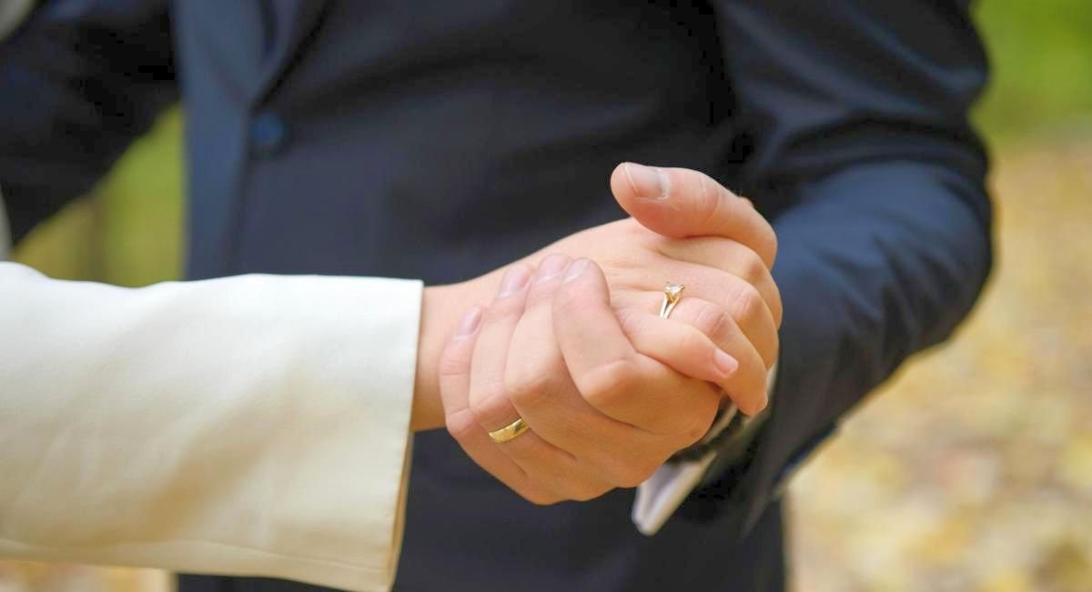 Când divorţezi, de tine divorţezi 13333