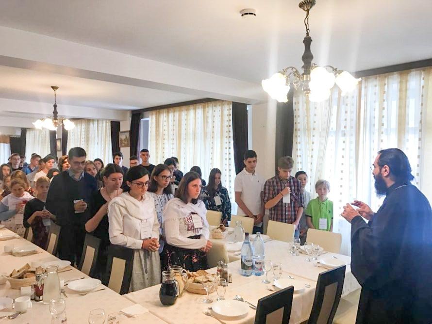 Tabăra internaţională de tradiţie şi spiritualitate 13370