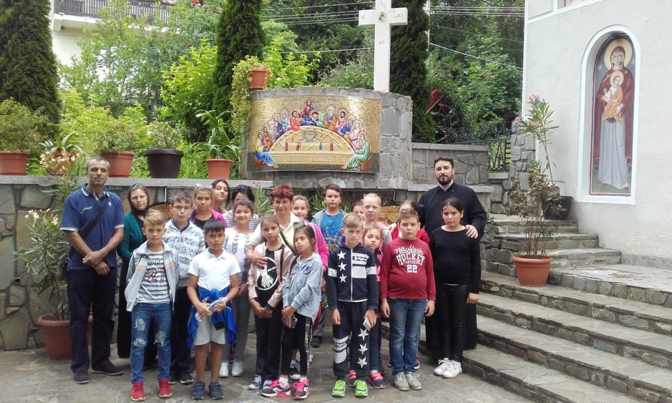 „Bucuria vacanţei” la Vălenii de Munte 13244