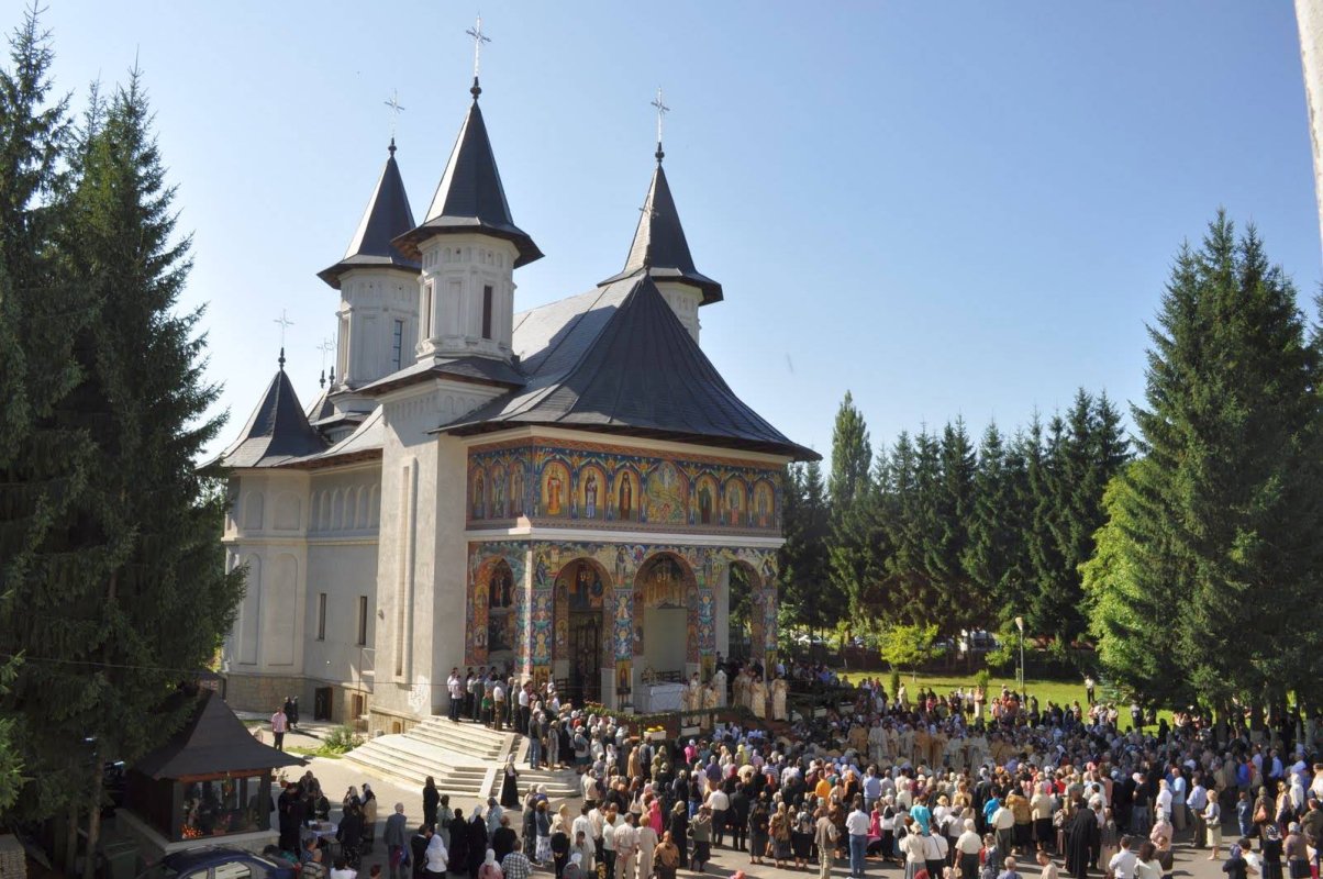 Cinstirea Sfântului Ioan Iacob în Moldova 13198