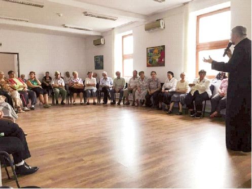 Cateheză interactivă (dialog catehetic) la Centrul de Servicii de Asistență Socială pentru Persoane Vârstnice Reșița 13168