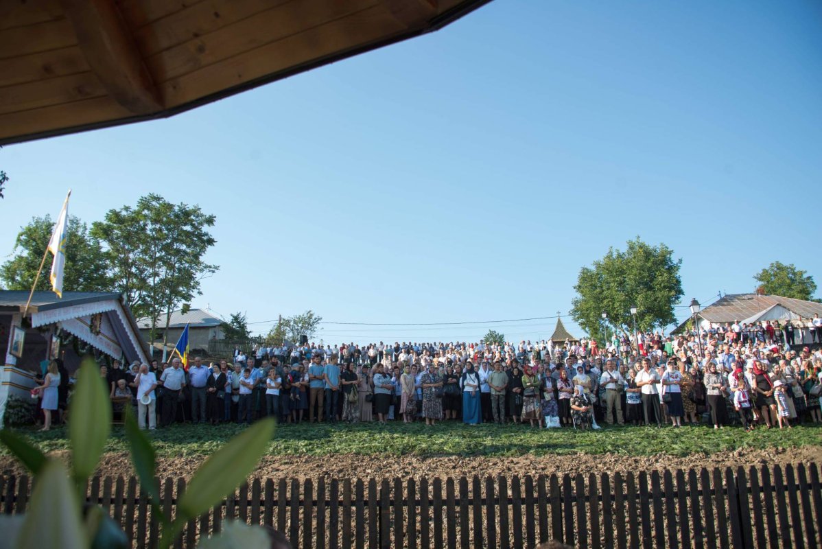 IPS Serafim: „Lumea are nevoie de sfinţi pentru ca umanitatea să fie sănătoasă” 13130