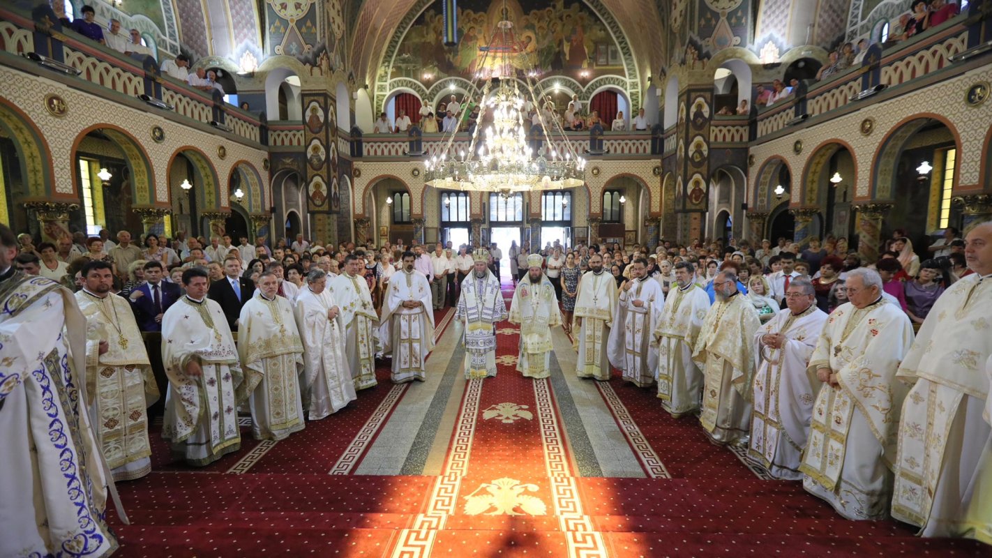 Hramuri și slujiri arhierești în Duminica a 10-a după Rusalii 13085