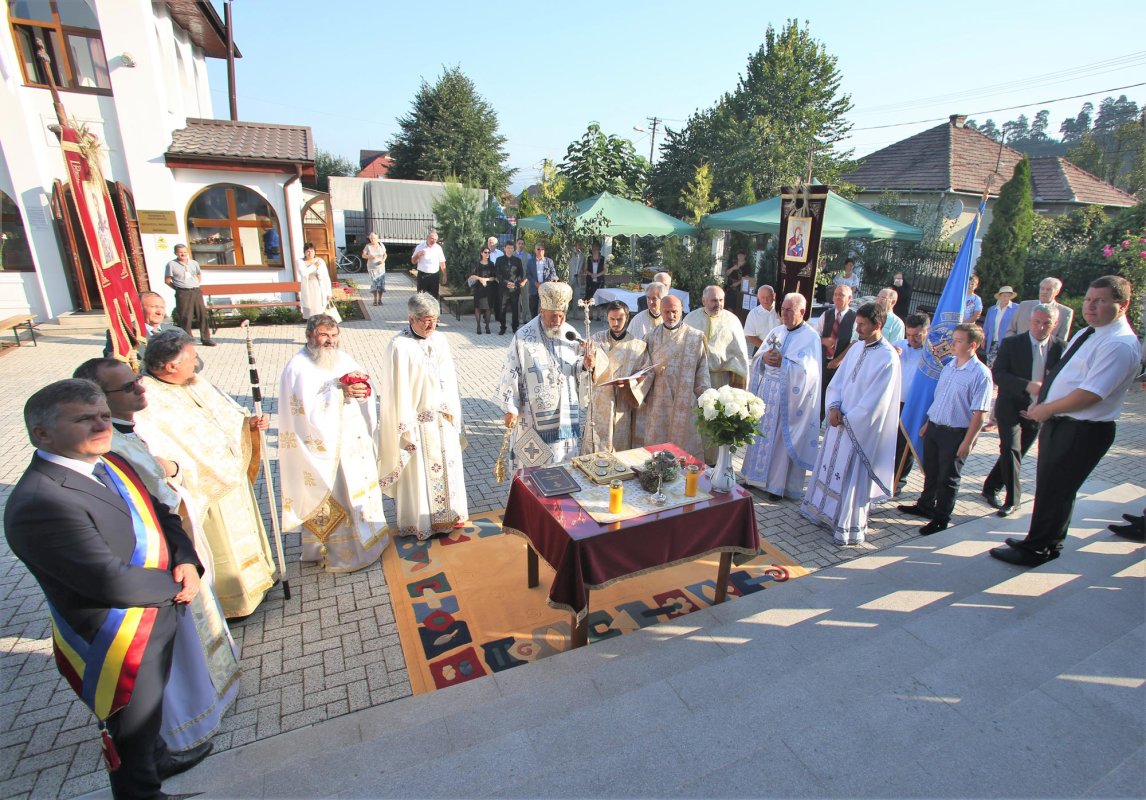 Hramuri și slujiri arhierești în Duminica a 10-a după Rusalii 13091