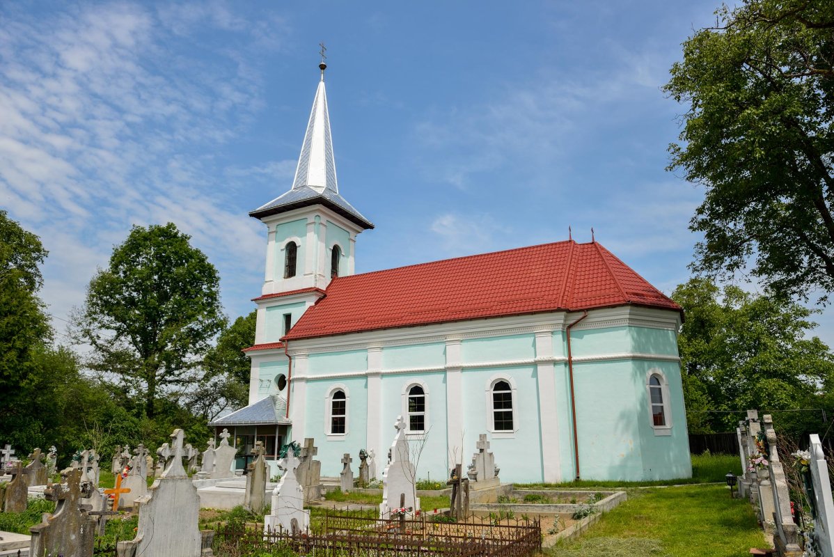 Credință străbună și istorie la poalele Făgărașilor 12870