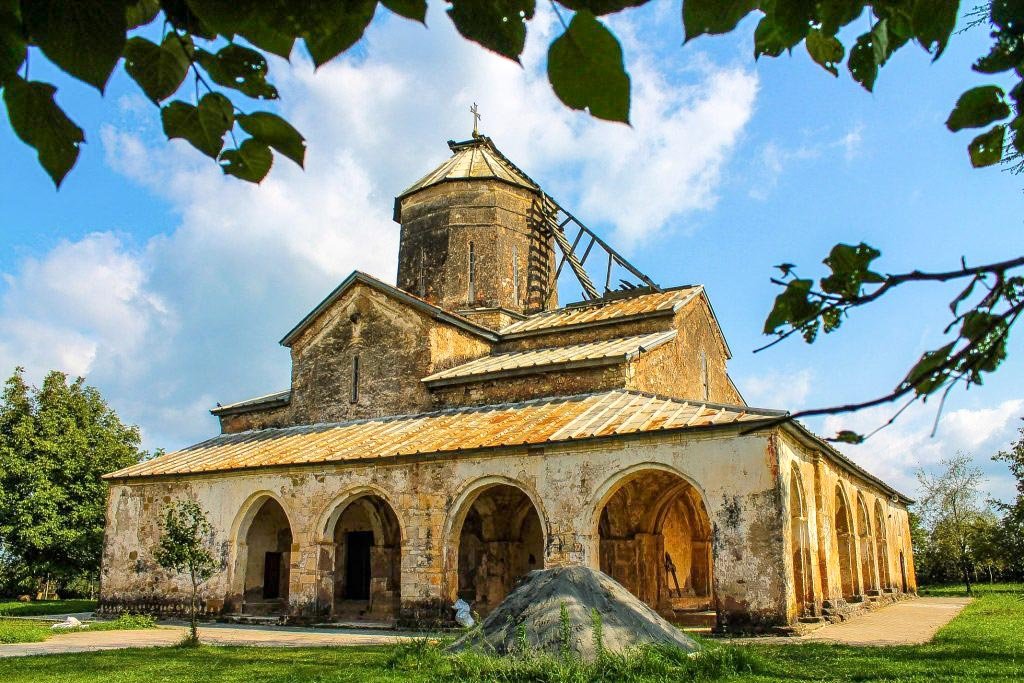 Frescă a Sfintei Nina descoperită în Georgia 12838