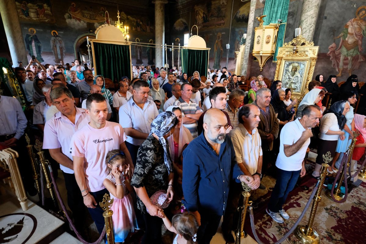 Iertarea, calea spre întărirea familiei și umanizarea societății 12740