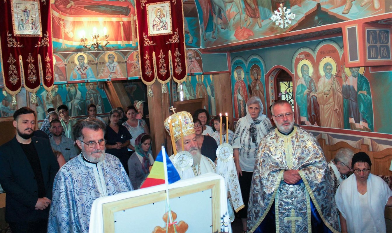 Slujiri arhierești în Duminica a XI-a după Rusalii 12625