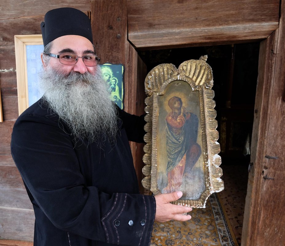 „Densușul” de lemn de pe Albia Pârveștilor 12477