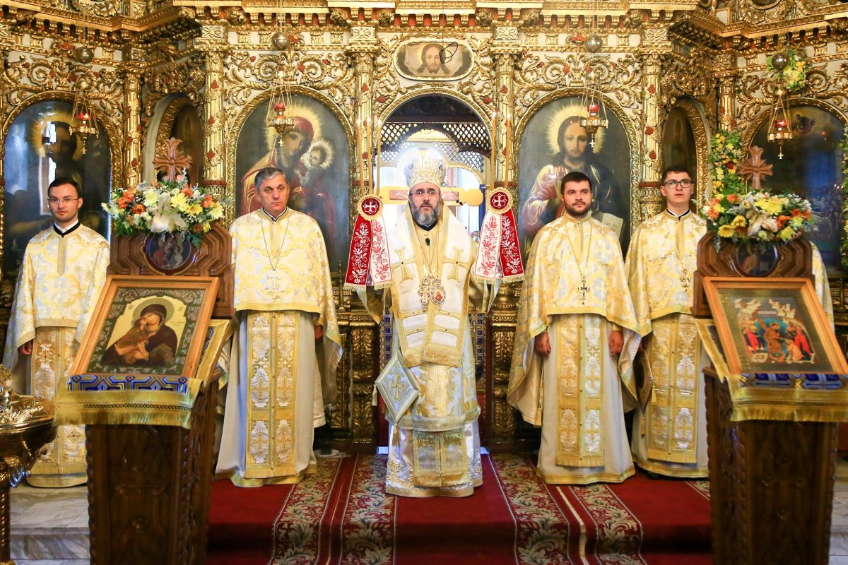 Binecuvântări pentru credincioșii din Muntenia şi Dobrogea 12412