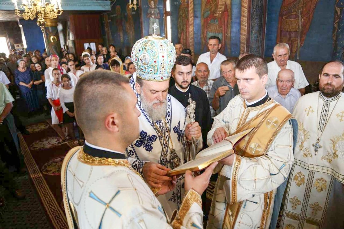 Binecuvântări pentru credincioșii din Muntenia şi Dobrogea 12414