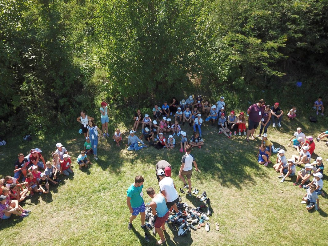 Tabăra „Copilărie şi credinţă” în Episcopia Huşilor 12370