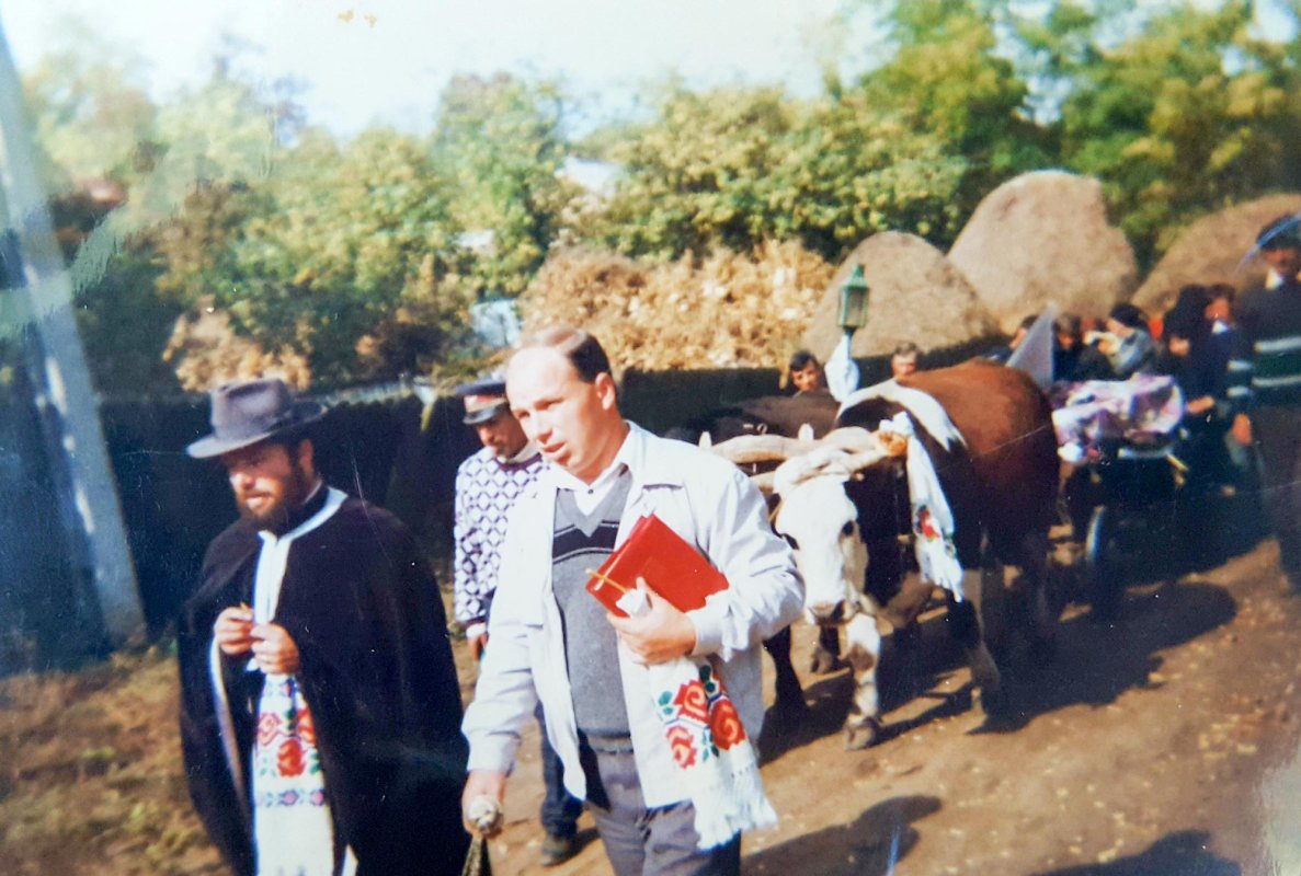 Parohia Zăpodeni de Jos, punte între generații 12173