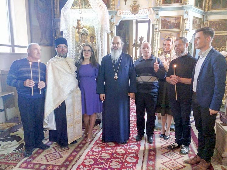 Parohia Zăpodeni de Jos, punte între generații 12175