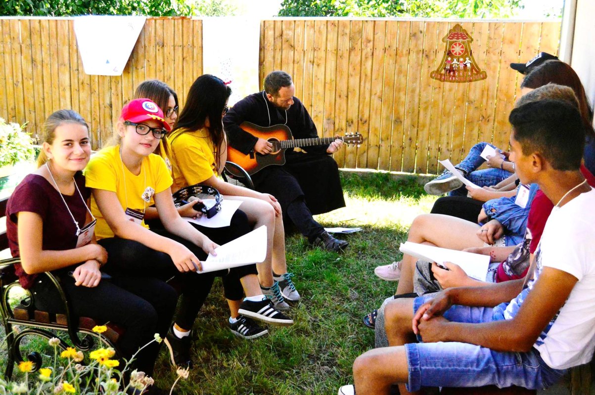 „Aici am înţeles că suntem fiii unui singur Dumnezeu” 12118