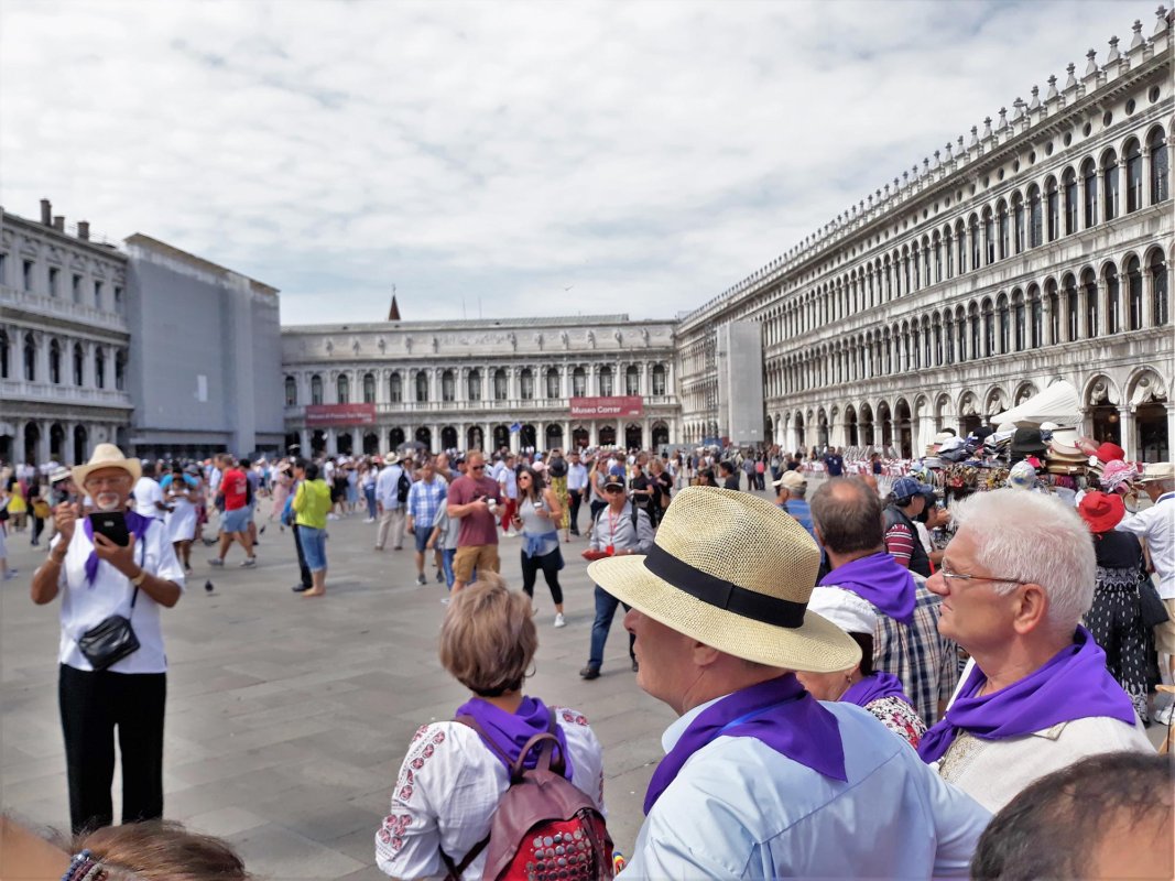 Pelerini clujeni „Pe urmele sfinților în Italia” I 12132