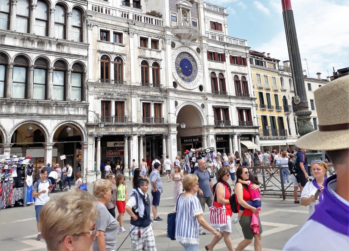 Pelerini clujeni „Pe urmele sfinților în Italia” I 12133