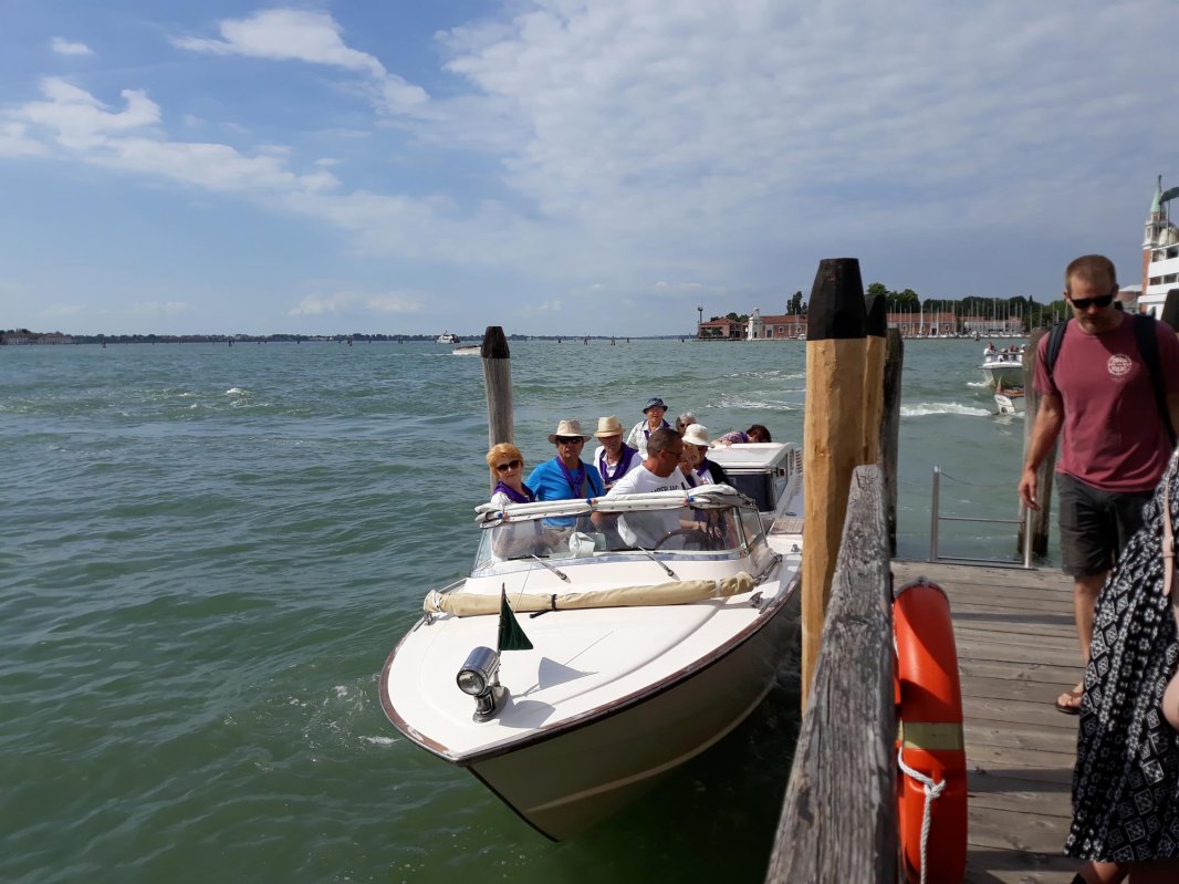 Pelerini clujeni „Pe urmele sfinților în Italia” I 12138