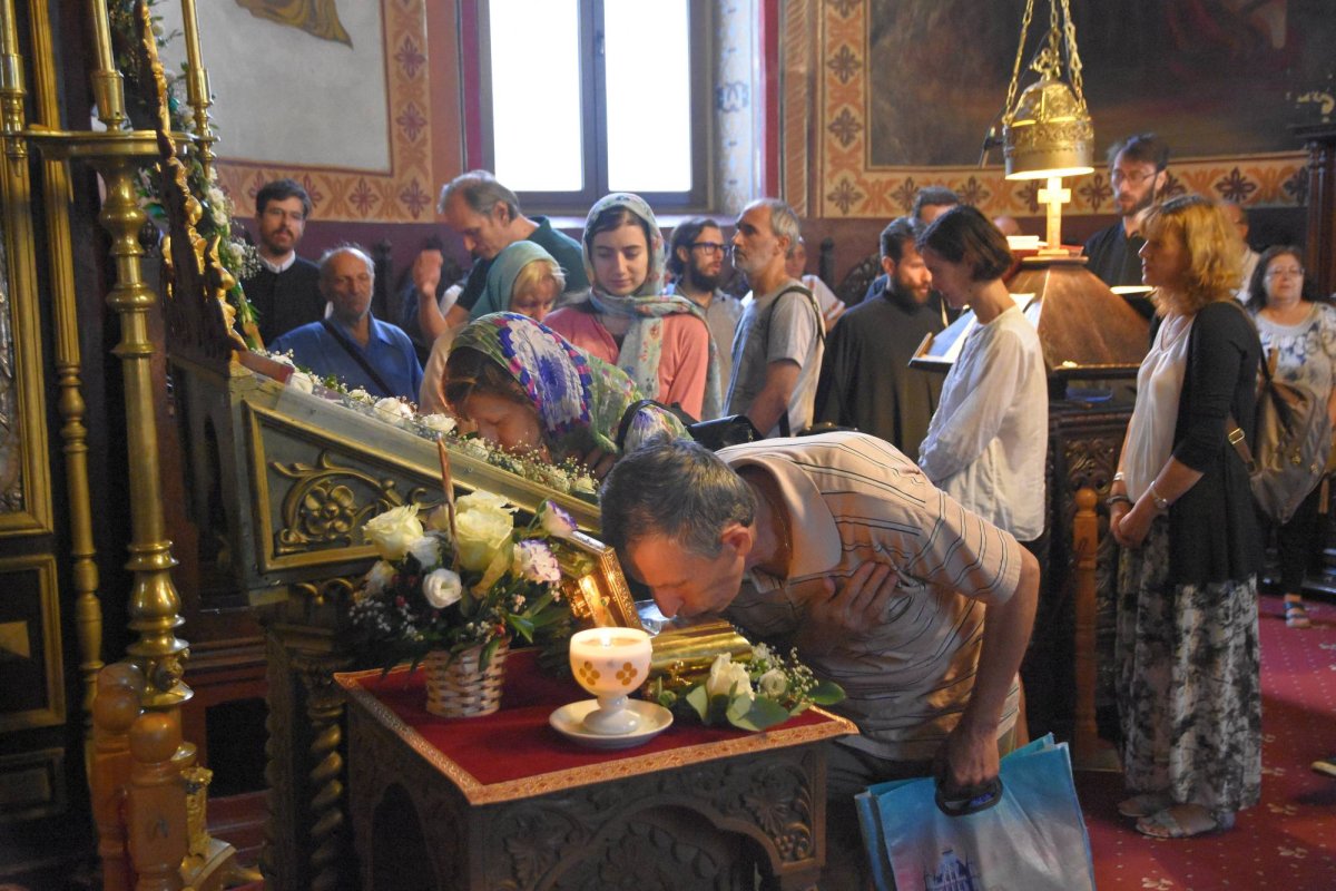 Biserica, veșnica vie roditoare a celor care bine au lucrat 12310