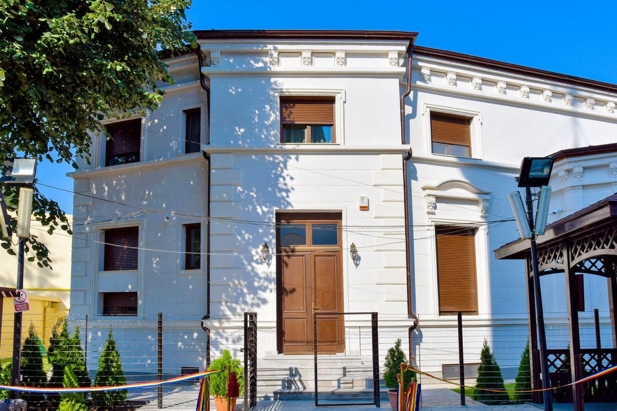 Intensificare a activităţilor pastorale la Parohia Icoanei 12035