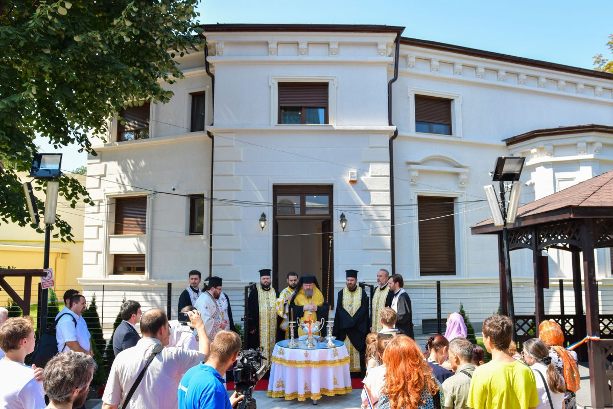 Intensificare a activităţilor pastorale la Parohia Icoanei 12037