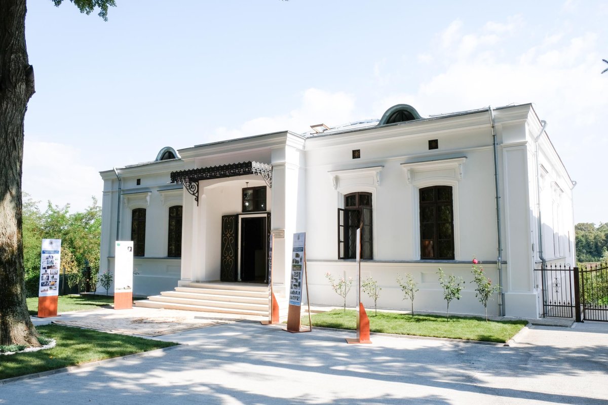 O sută de ani de la trecerea la Domnul a Mitropolitului Primat Ghenadie Petrescu (1918-2018) 12003