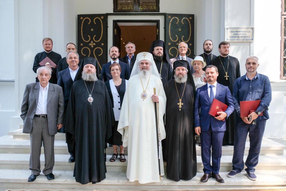 O sută de ani de la trecerea la Domnul a Mitropolitului Primat Ghenadie Petrescu (1918-2018) 12007