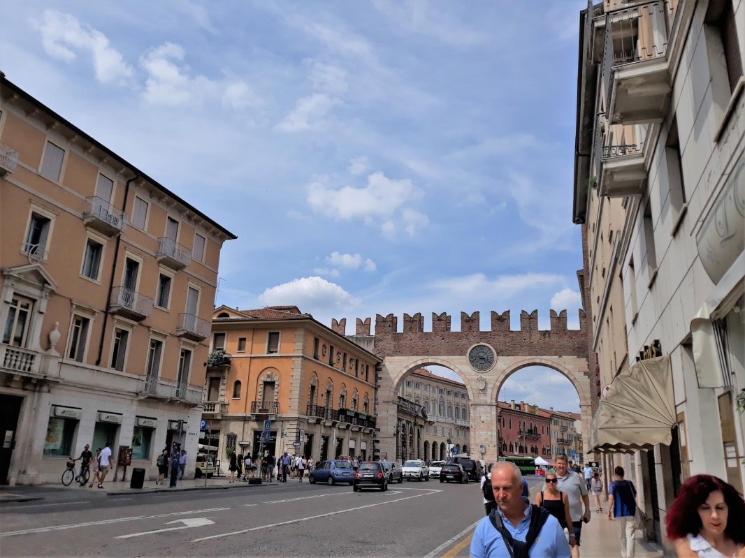 Pelerini clujeni „Pe urmele sfinților în Italia” (II) 12077