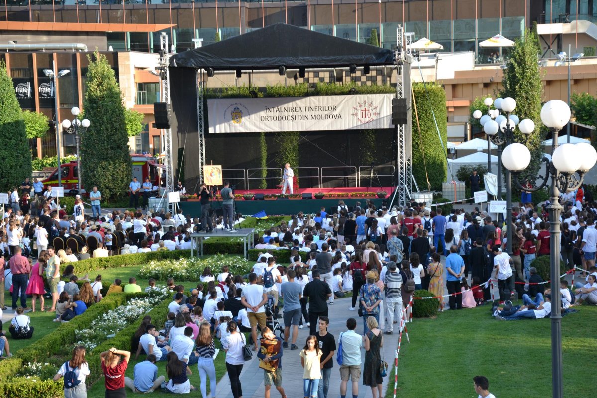 „O clipă de rugăciune și un izvor de speranță” 11907