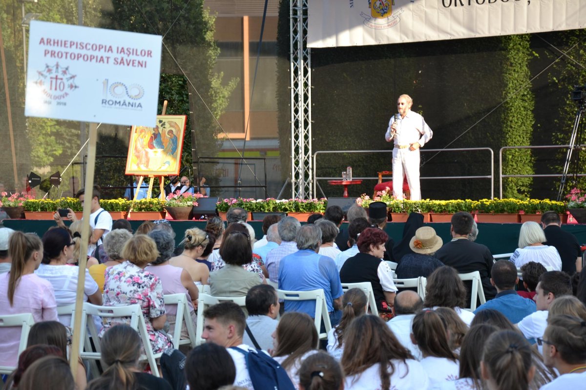 „O clipă de rugăciune și un izvor de speranță” 11910
