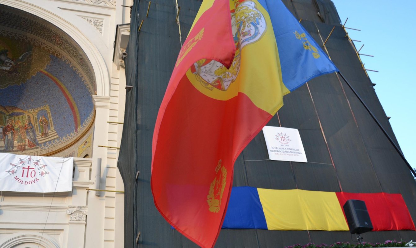 „O clipă de rugăciune și un izvor de speranță” 11913