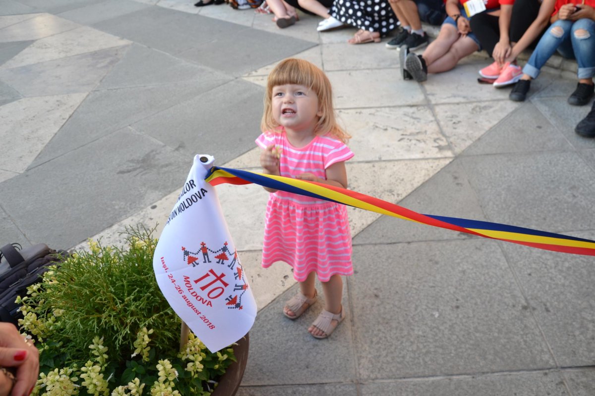 „O clipă de rugăciune și un izvor de speranță” 11920