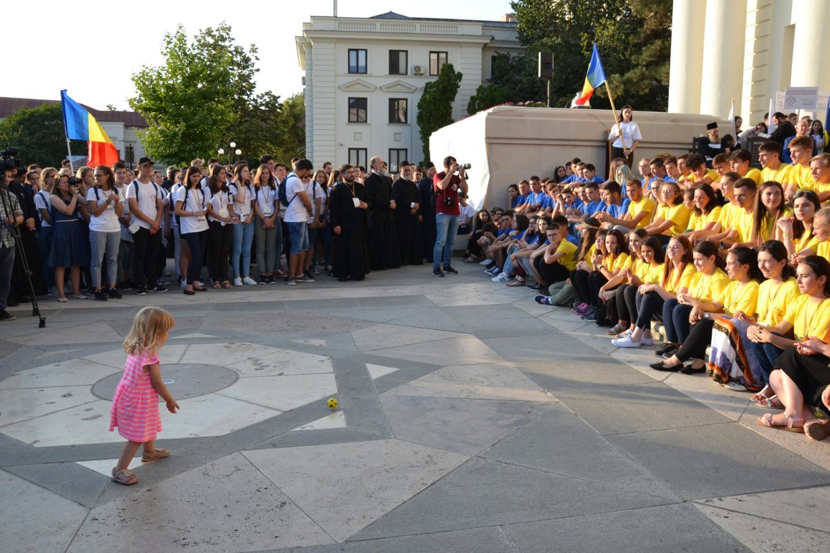 „O clipă de rugăciune și un izvor de speranță” 11921