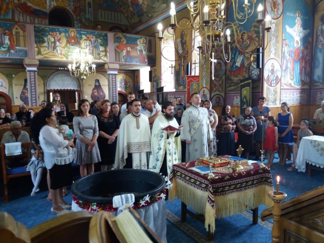 Sărbătoare la Ciceu Poieni, Beclean 11960