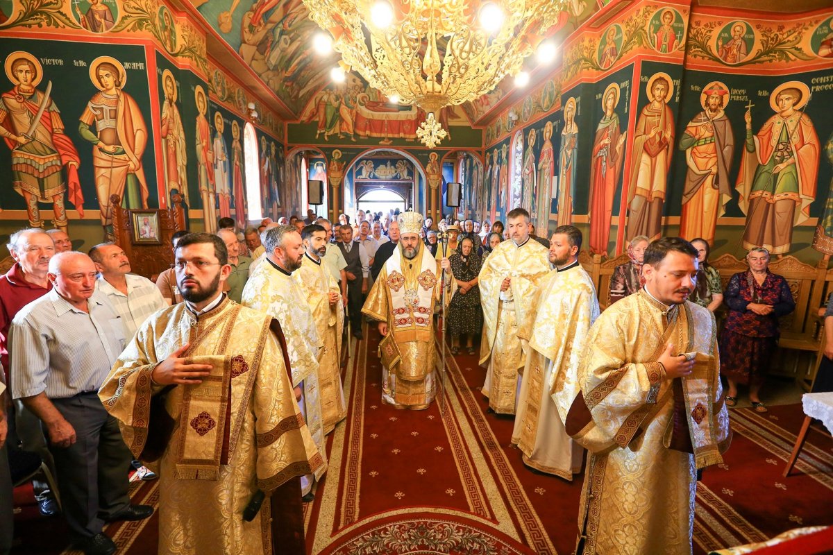 Slujiri arhierești în Muntenia și Dobrogea 11924