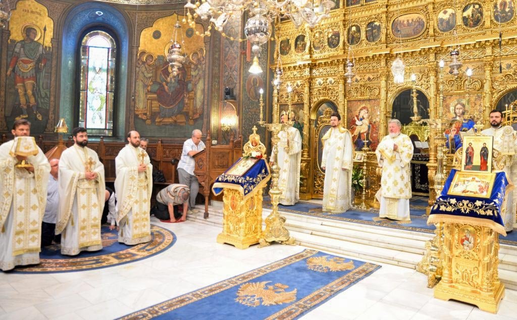 Slujiri arhierești în Muntenia și Dobrogea 11925