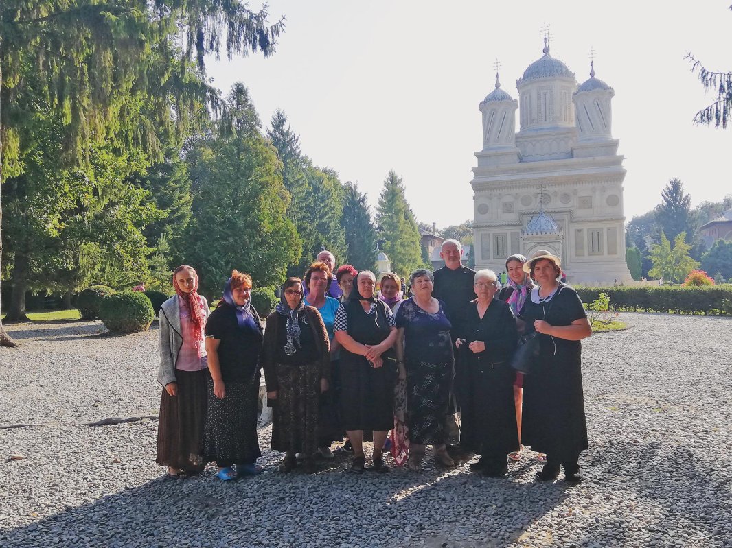 Pelerinaj al credincioșilor din Parohia Șimand 11839