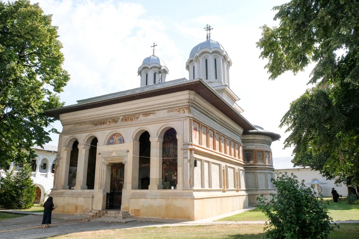 File de istorie și recunoștință 11783