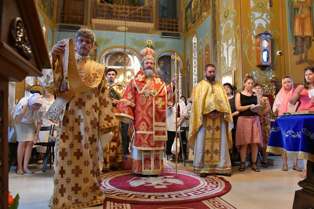 Hramul istoric al Parohiei Boteanu-Ienii 11760