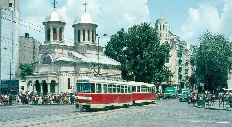 Oază de rugăciune în tumultul Capitalei 11751