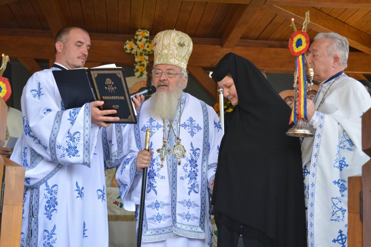 Praznicul Tăierii capului Sfântului Proroc Ioan Botezătorul 11704