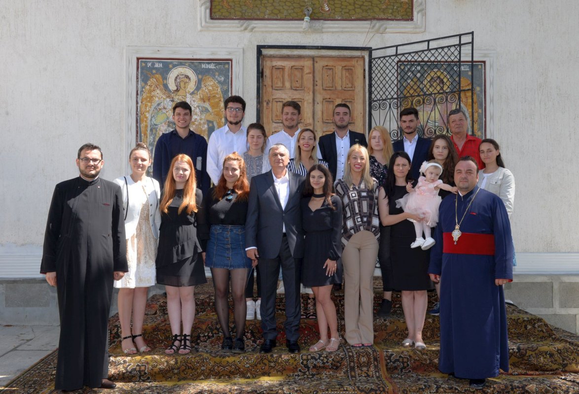 Tabere de pictură şi muzică bisericească la Dorna Candrenilor 11653