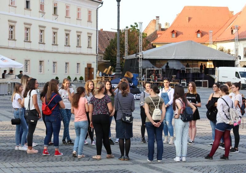 Sesiuni de informare cu voluntarii și lansarea aplicației ITO 2018 11622