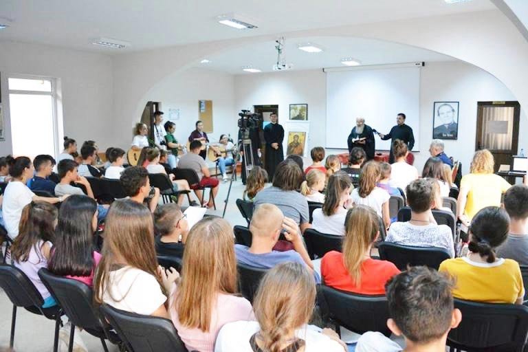 Tabără de vară la Sângeorz-Băi, pentru tineri din Protopopiatul Dej 11625