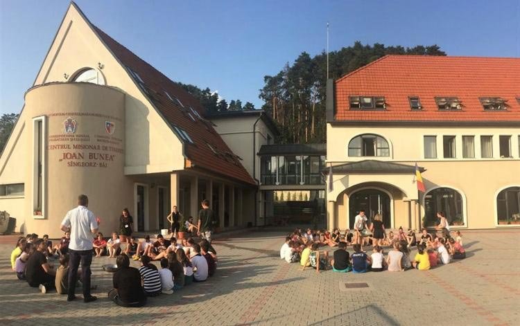Tabără de vară la Sângeorz-Băi, pentru tineri din Protopopiatul Dej 11628