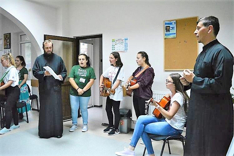 Tabără de vară la Sângeorz-Băi, pentru tineri din Protopopiatul Dej 11629