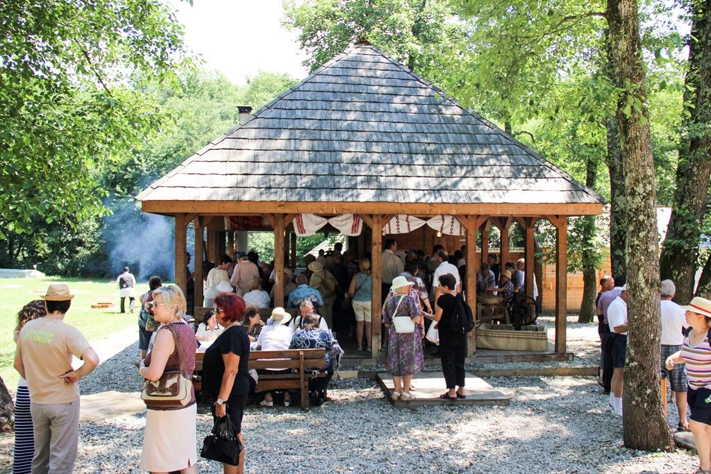 Tradiții și cultură gastronomică din Țara Oltului, la Muzeul ASTRA 11636