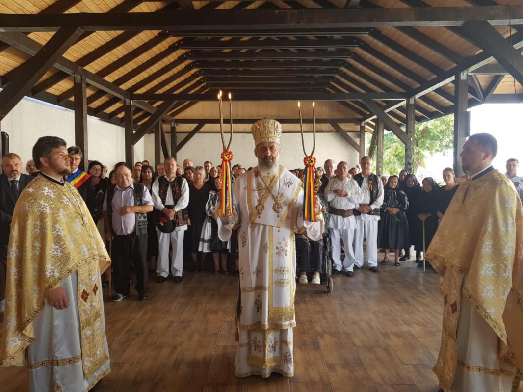 Slujba de sfințire a noului altar de vară în Parohia Biia, Protopopiatul Blaj 11526