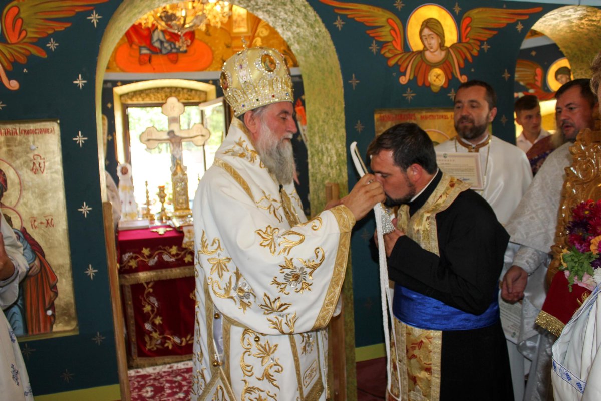 Bucurii sfinte la Suseni-Gorj şi Râmnic 11479